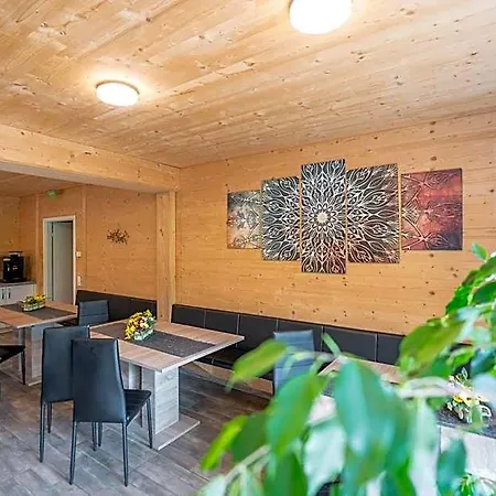 Gaestehaus Am Hahnenkamm Höfen