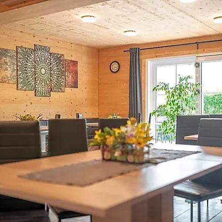 מלון Gaestehaus Am Hahnenkamm