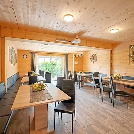 Gaestehaus Am Hahnenkamm Höfen
